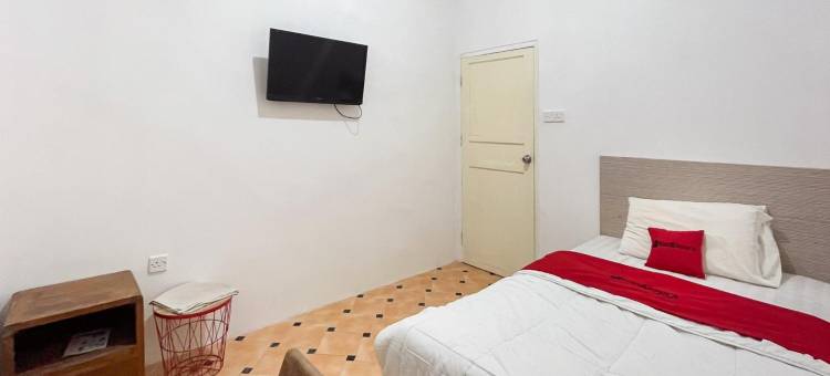 丹戎槟榔卡纳卡红多兹青旅(RedDoorz at Kanaka Hostel Tanjung Pinang)图片