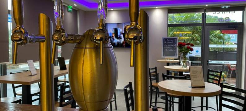 拉盖拉尔德布里特布利维酒店(Brit Hotel Brive la Gaillarde - Restaurant la Limousine)图片