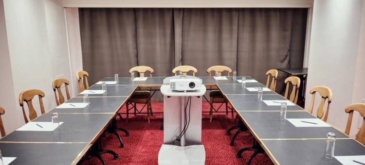 德拉图尔奧克索瓦酒店(Hostellerie de la Tour d'Auxois)图片