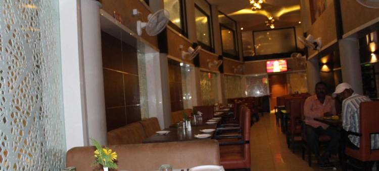 普迦国际酒店(Hotel Pooja International)图片