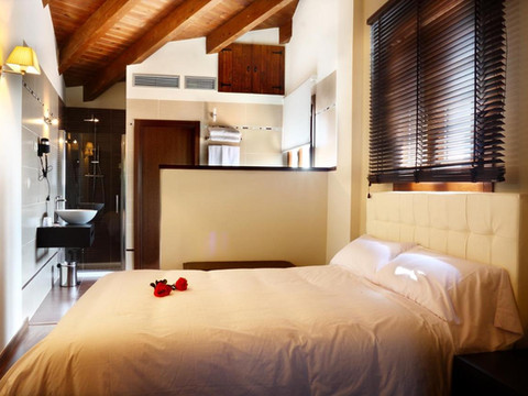 兹尔泽加瓦拉姆布雷酒店