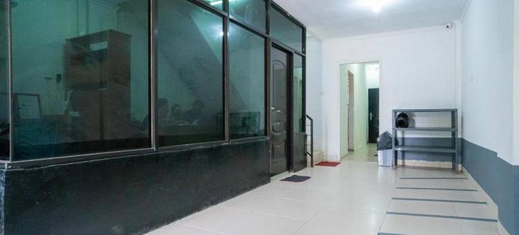 红多兹酒店@阿拉莉亚哈拉潘英达(RedDoorz @ Aralia Harapan Indah)图片