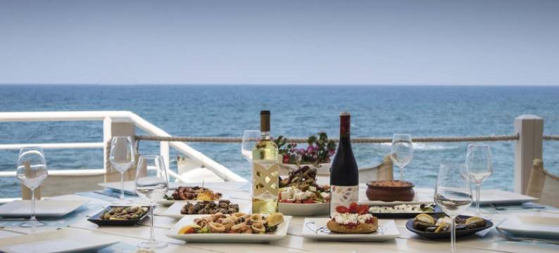 格拉罗斯海滩酒店(Glaros Beach Hotel)图片