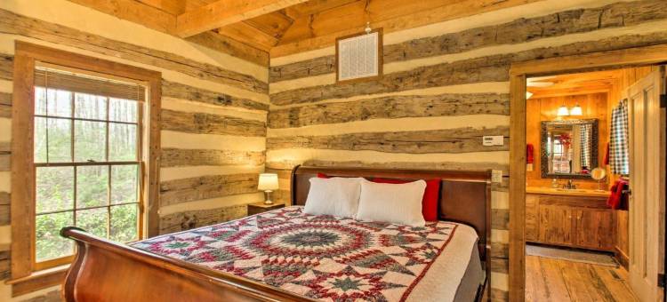 众多现场小径：埃尔斯维尔林间小屋(Numerous on-Site Trails Earlysville Wooded Cabin)图片