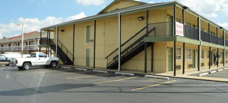 塔尔萨德雷克斯汽车旅馆(Delux Inn Tulsa)图片