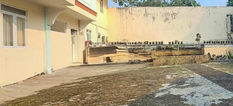 Capital O 93949 由普帕酒店管理的波普奇酒店(RedDoorz at Linggarjati Kuningan)图片