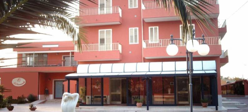 克迪阿勒餐厅兼酒店(Hotel Ristorante Cordial)图片