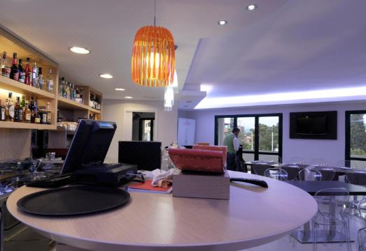 Hotel Ambrosio la CorteHotel Overview