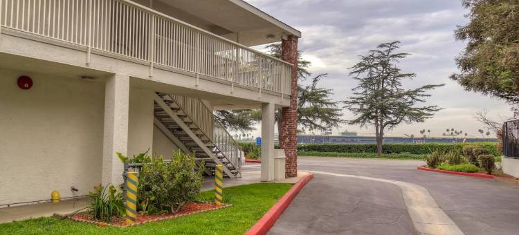 洛杉矶6号汽车旅馆 - 阿卡迪亚/帕萨迪纳(Motel 6 Arcadia, CA - Los Angeles - Pasadena Area)图片