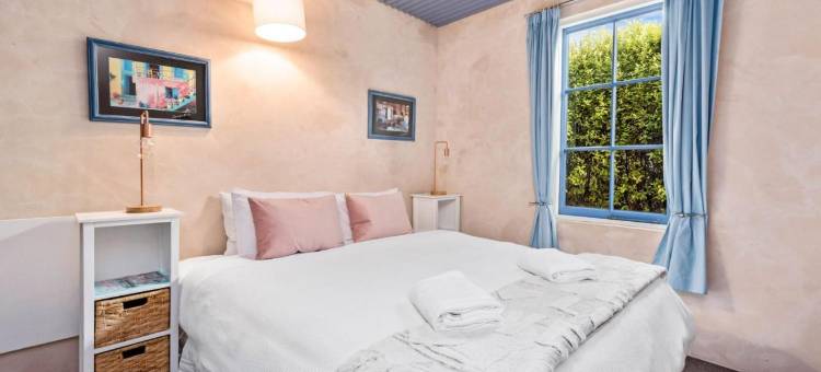 Sunny Lakeview Villa图片