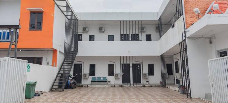 RedDoorz at Sani Guest House Balikpapan图片