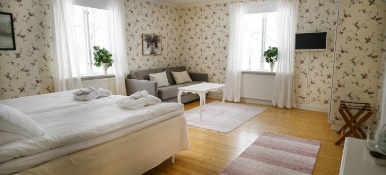 欧姆普拉斯加德宾馆(Ölme Prästgård Gästgiveri)图片