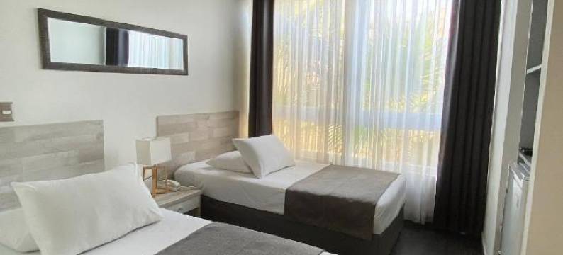 钦查罗港酒店(Hotel Puerto Chinchorro)图片