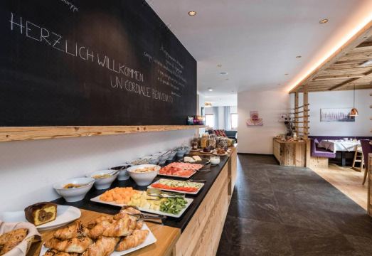 Familienhotel ViktoriaHotel Overview