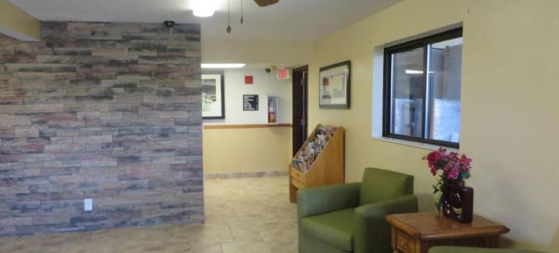 Western Inn & Suite Grinnell IA图片