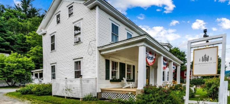 2 Queens 10 Min to Mountains Bridgewater Inn图片