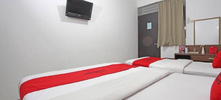 红多兹酒店-索卡诺哈他2(RedDoorz @ Soekarno Hatta 2)图片