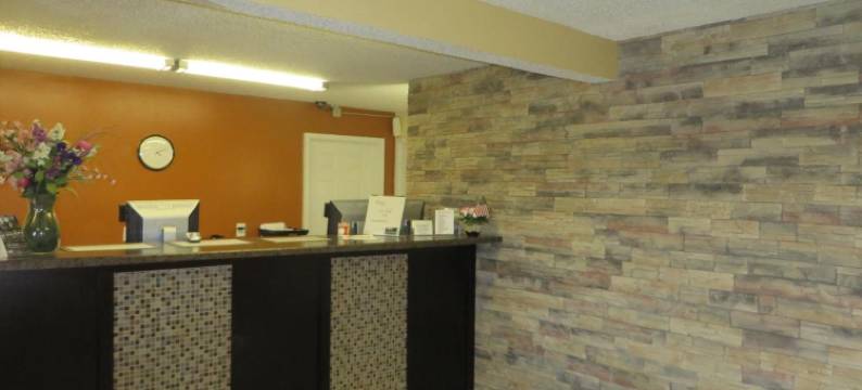 Western Inn & Suite Grinnell IA图片