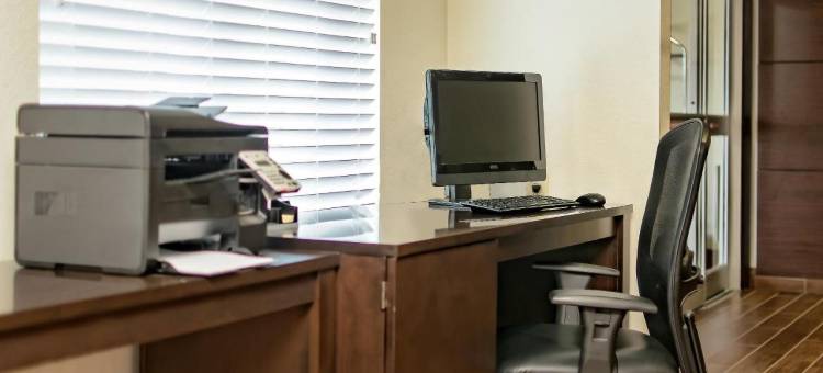 安眠套房酒店(Sleep Inn & Suites - Fort Scott)图片