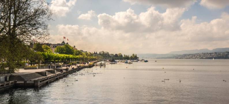 天空之家车站附近乐闻普拉茨公寓(Löwenplatz Apartment Near Station by Airhome)图片