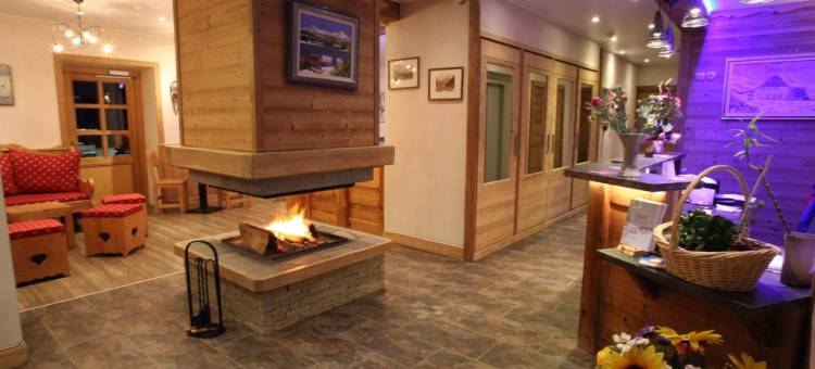 博索莱木屋原创之家酒店(传统木屋酒店)(Chalet-Hôtel le Beausoleil, the Originals Relais)图片