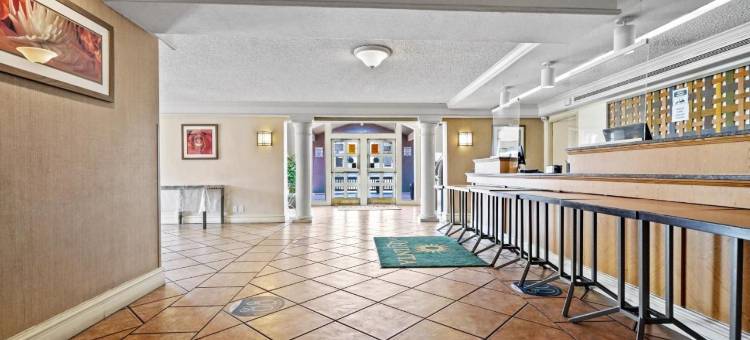 温德姆旗下拉昆塔温德姆酒店-科斯塔梅萨/纽波特海滩(La Quinta Inn by Wyndham Costa Mesa / Newport Beach)图片