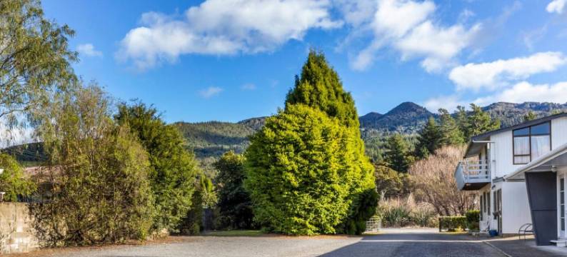 彩虹汽车旅馆(Rainbow Motel & Hot Pools)图片