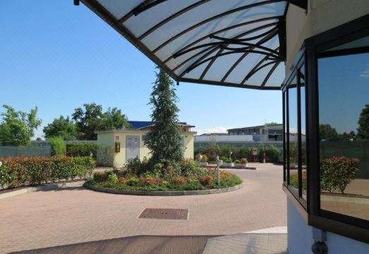 Hotel Motel Piu'Hotel Overview