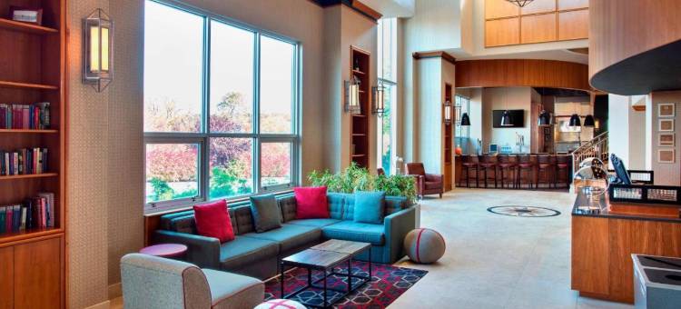 普莱恩维尤贝斯特韦斯特精品酒店-长岛(Best Western Premier Plainview-Long Island Hotel)图片