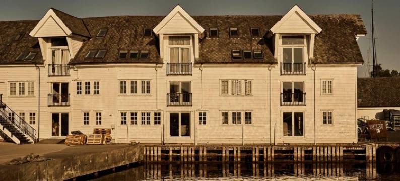 贝克亚尔维克旅馆(Bekkjarvik Gjestgiveri)图片