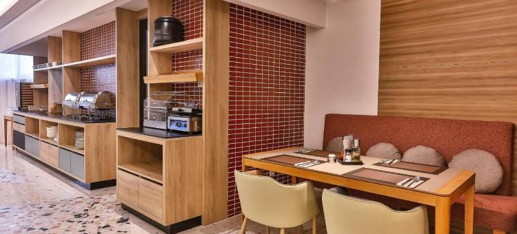 Carine Hotel Centar图片