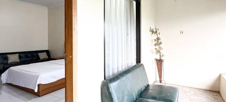 城市景观萨比塔卡利贾蒂梭邦酒店(Urbanview Sabitha Kalijati Subang)图片