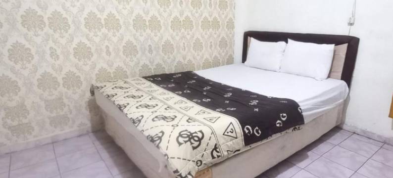 OYO 91766 财富伊斯兰酒店(Fortuna Hotel RedPartner Near Exit Tol Paiton)图片