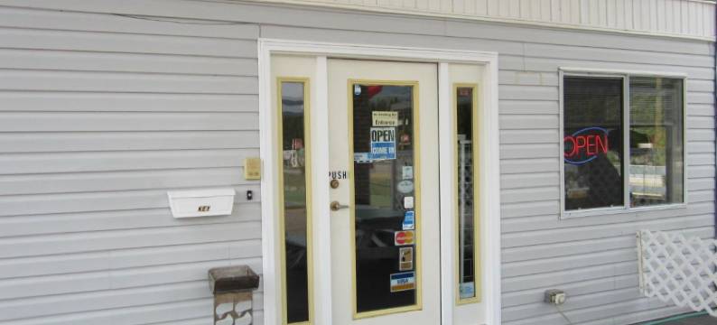 温德姆速8酒店 克利尔沃特 BC(Super 8 by Wyndham Clearwater BC)图片