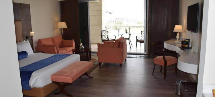 迪菲斯莱雅高尔夫乡村俱乐部酒店(Defence Raya Golf & Country Club)图片