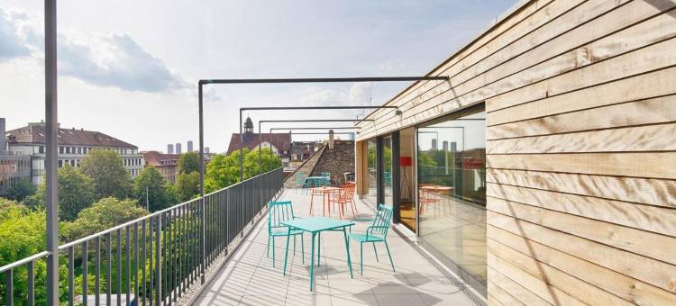 Josephine's Guesthouse - Women Only with Rooftop and Community Area图片