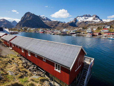 洛弗腾罗布酒店