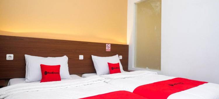 RedDoorz Near Tentrem Mall Semarang图片