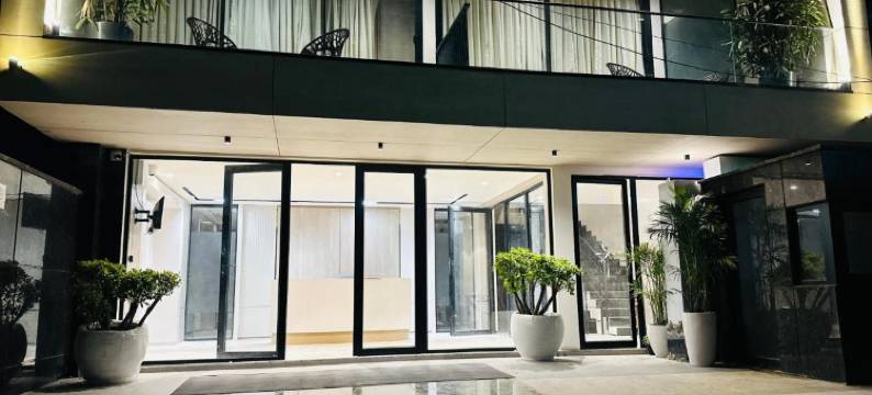 高尔夫球场附近的旅客豪华酒店(The Lodgers Luxury Hotel Near Golf Course Road Gurgaon)图片