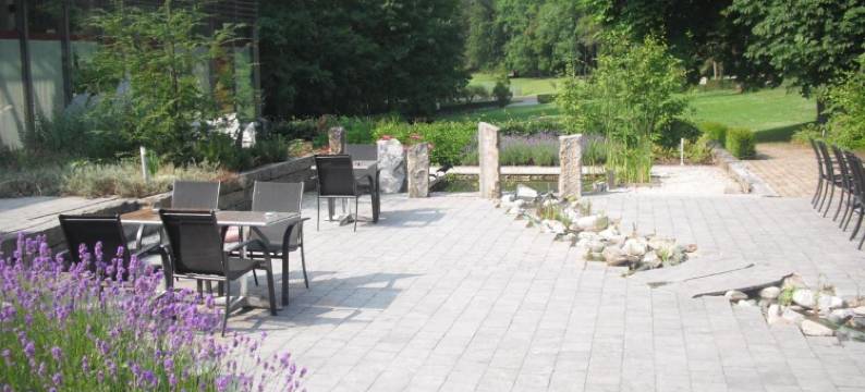 卡斯特德蓬莱斯酒店(Castel de Pont-a-Lesse)图片