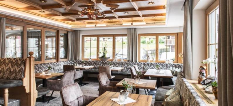 艾尔潘吉威尔猎人酒店(Hotel Alpenjuwel 4 Sterne Superior)图片