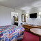 布卢默套房酒店