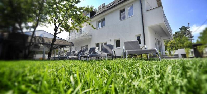 希欧福克奥利弗别墅1号公寓(Villa Oliver 1 Siófok)图片