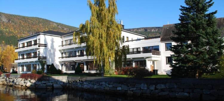 因韦克弗约德酒店(Innvik Fjordhotell)图片