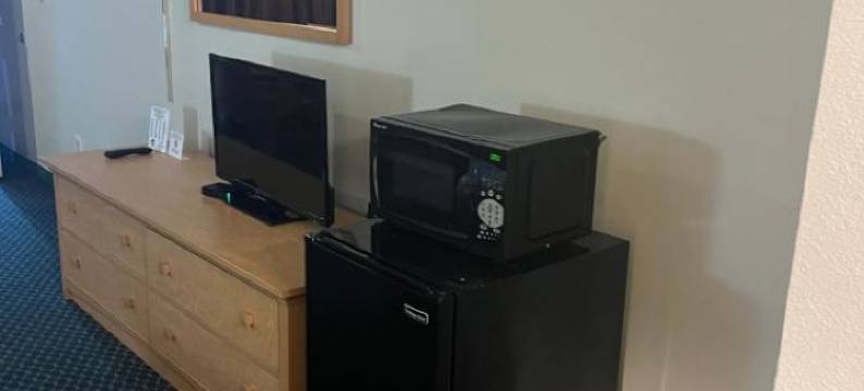 莱克伍德贝斯特韦斯特酒店(Western Inn Lakewood)图片