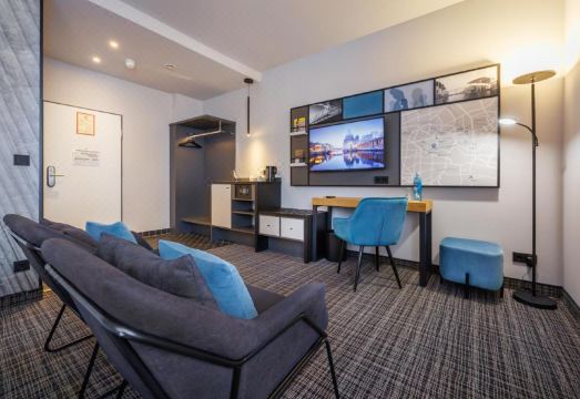 Hotel LützowHotel Overview