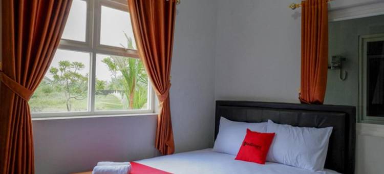 红多兹酒店-三宝垄城市公园梅多霍(RedDoorz @ City Park Medoho Semarang)图片