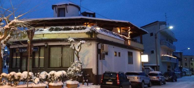 圣特拉莫相遇套房民宿(L'Incontro B&B Santeramo)图片