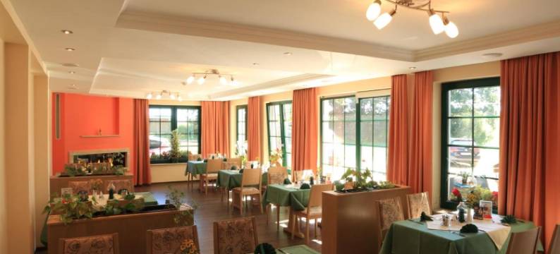 逊西梅尔酒店(Gasthof & Pension Zum Himmel)图片