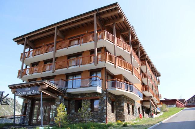 Chalet des Neiges -La Source des ArcsOver view